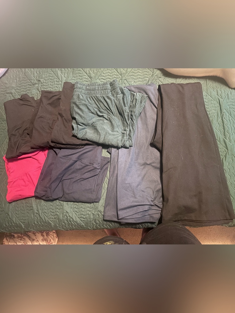 Various Women’s leggings & tops S